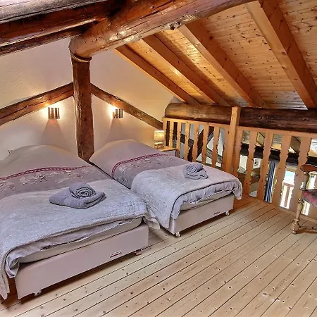 Guest house Les Balcons Du Molliebon