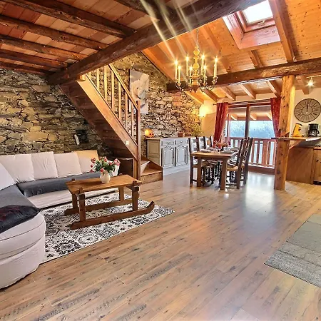 Les Balcons Du Molliebon Guest house 4*